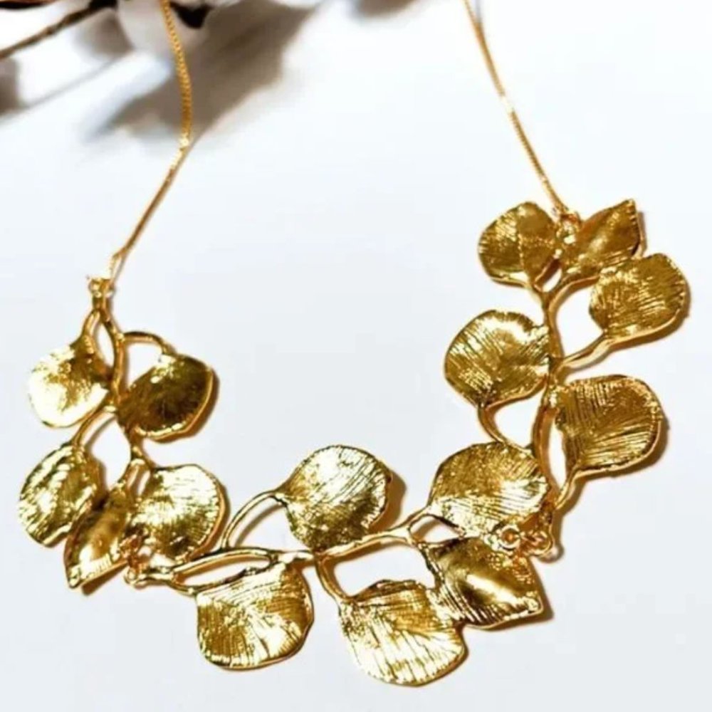 Gold leaf necklace